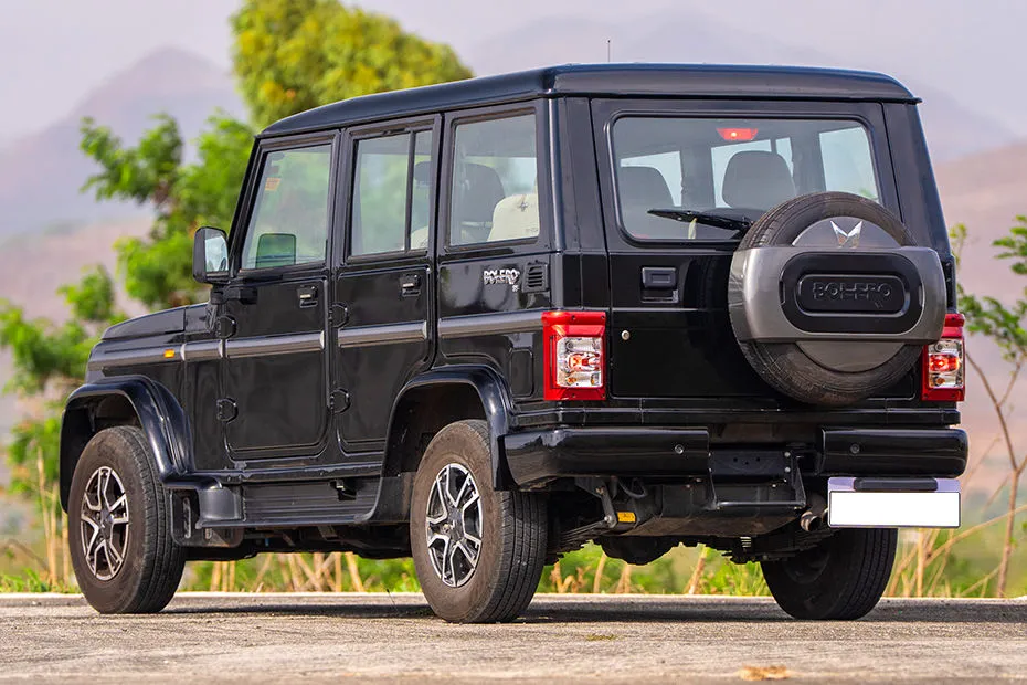 Bolero, rear three-quarter